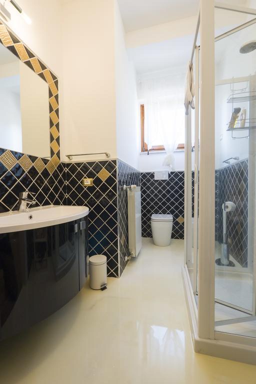 Suite Simonetta Sarzana Exterior photo
